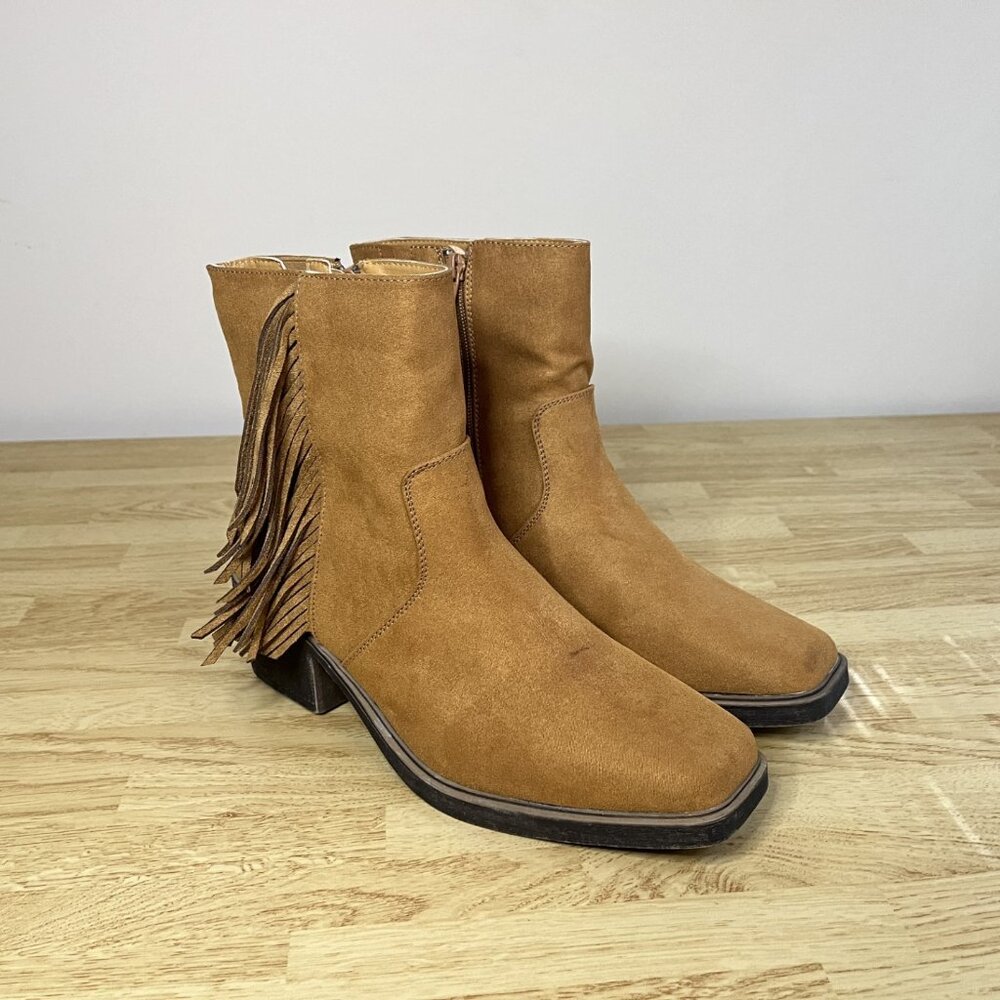 NWT Fringe Booties Ankle Boots Suede Size 9.5 **(Read description)